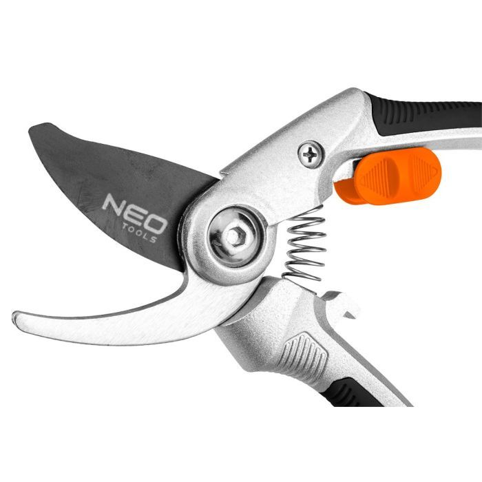 Секатор Neo Tools плоскостной, d реза 20мм, 210мм, 228г (15-212) изображение 6