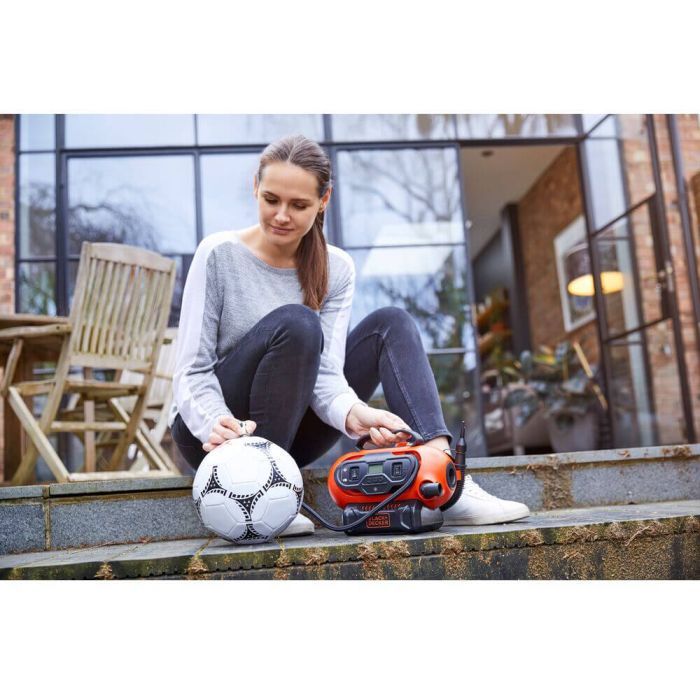 Автомобільний компресор Black&Decker Li-Ion, 18V, (без АКБ та ЗП) (BDCINF18N) зображення 9