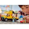 Конструктор LEGO City Фургон LEGO (60500) зображення 9
