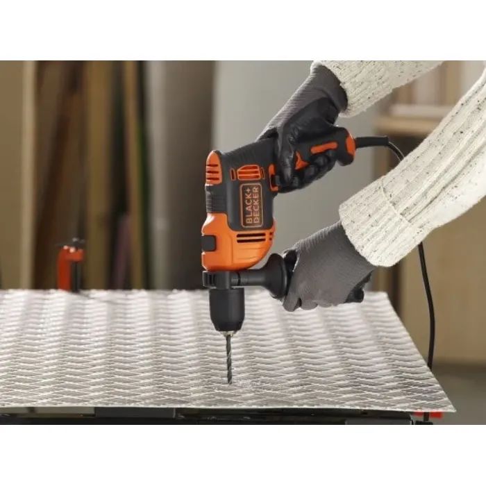 Дрель Black&Decker 550 Вт, кейс (BEH550K) изображение 4