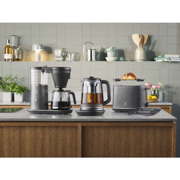 Электрочайник Electrolux E7GK1-8BP изображение 4