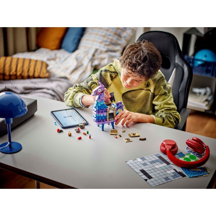 Конструктор LEGO Fortnite Supply Llama (77071) изображение 11