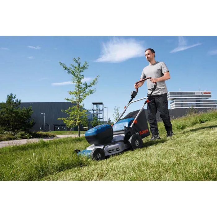Газонокосилка Bosch GRA 18V2-460 18V, 46см, 60л, 30-70мм, 23кг (без АКБ и ЗУ) (0.600.8C8.000) изображение 6