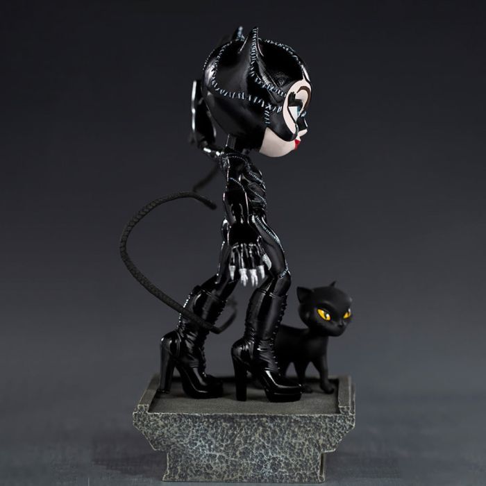 Фігурка для геймерів Weta Workshop DC Comics Batman Returns Catwoman (DCCBAT47121-MC) зображення 4