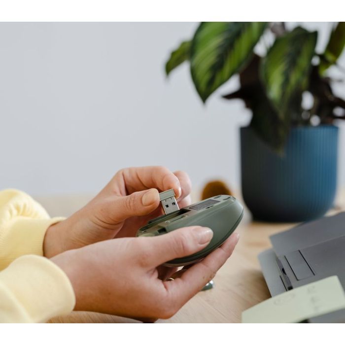 Мышка Trust Yvi+ Silent Eco Wireless Blue (24551) изображение 9