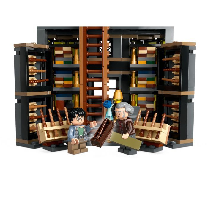 Конструктор LEGO Harry Potter Лавки Оливандера и мантий от Мадам Малкин (76439) изображение 4