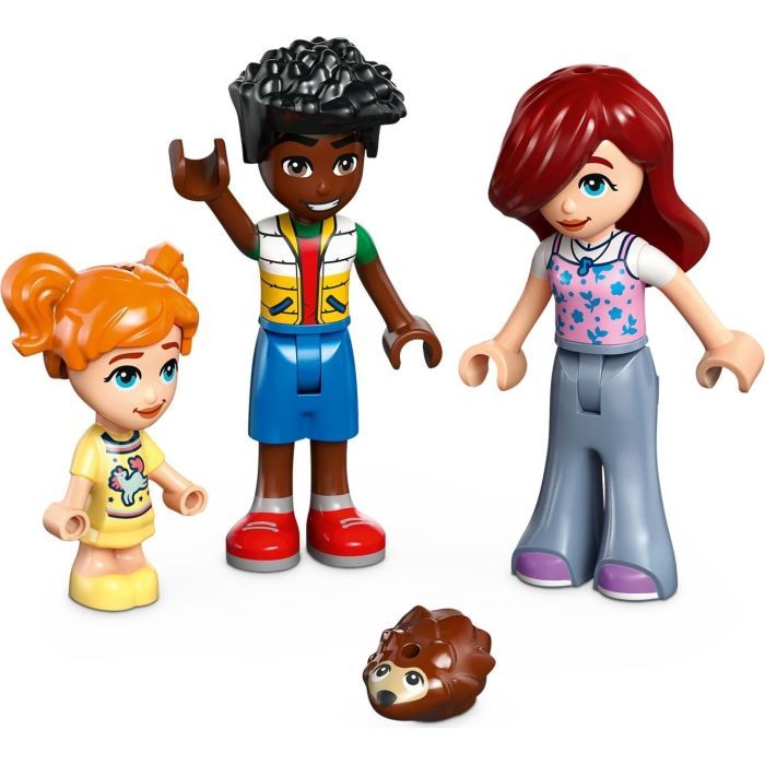 Конструктор LEGO Friends Хартлейк-Сити. Квартиры и магазины (42670) изображение 6