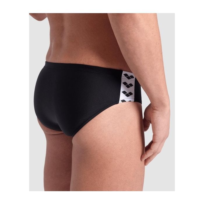 Плавки Arena Icons Swim Briefs Solid 005049-510 чорний 75 (3468337128366) изображение 7