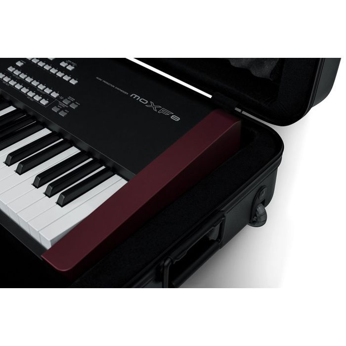 Кейс для клавишных Gator TSA ATA Molded 88-note Keyboard Case w/ Wheels (GTSA-KEY88) изображение 7