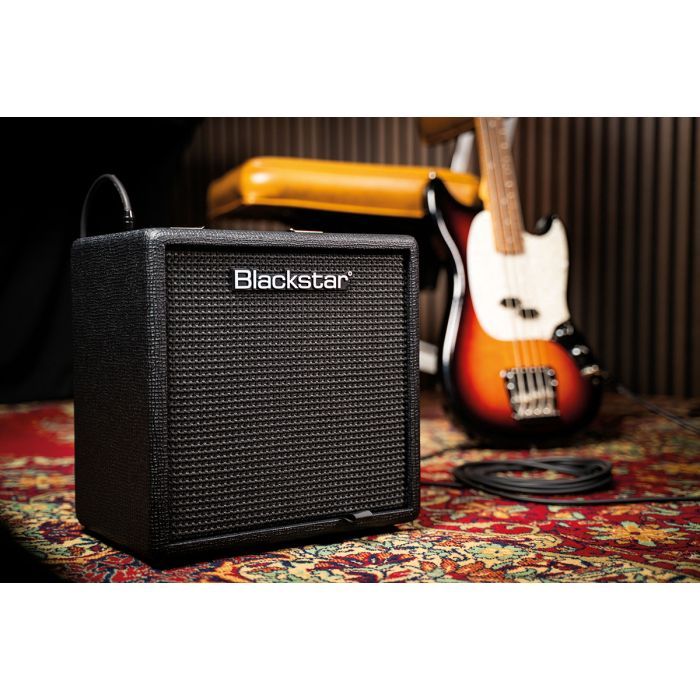 Комбопідсилювач Blackstar Debut Bass 15 (302020) зображення 5