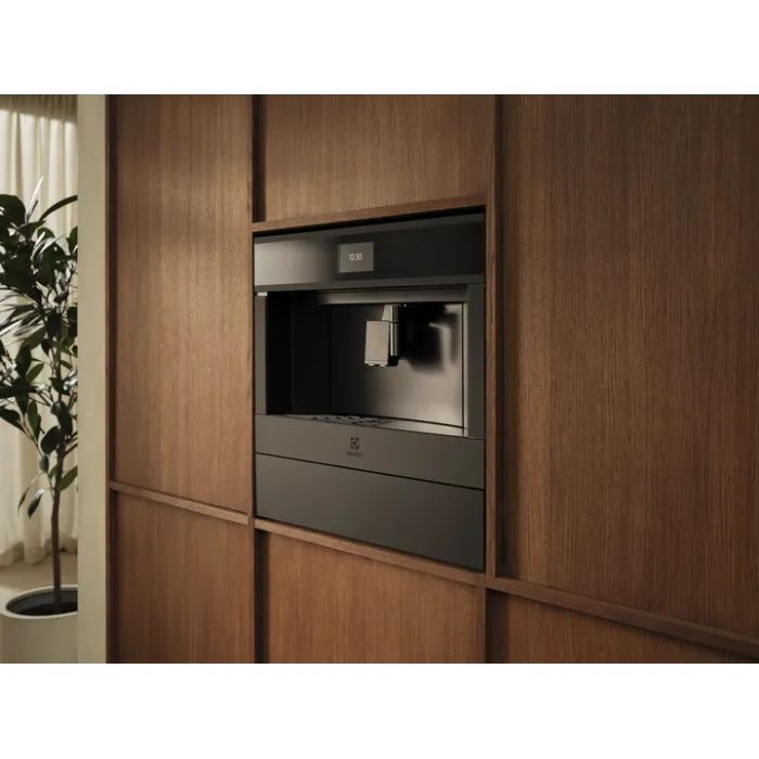 Кофемашина Electrolux EBC95T изображение 7