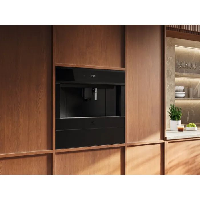 Кофемашина Electrolux EBC95T изображение 8