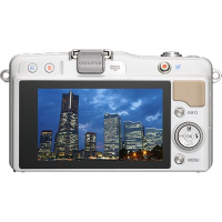 Цифровой фотоаппарат Olympus PEN E-PM2 14-42 mm kit Flash Air silver/silver (V206021SE010) изображение 2