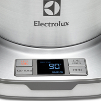 Электрочайник Electrolux EEWA 7800 (EEWA7800) изображение 4