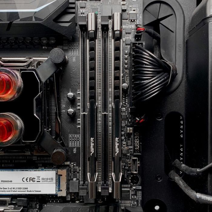 Модуль памяти для компьютера DDR4 16GB (2x8GB) 3600 MHz Viper Steel Patriot (PVS416G360C7K) изображение 5