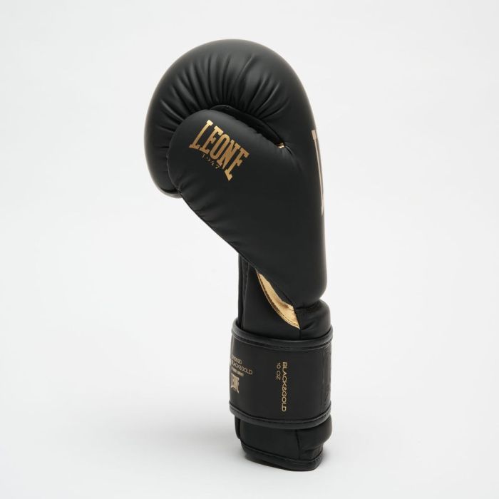 Боксерські рукавички Leone GN059D Black/Gold 12 унцій (GN059D_Bl/Gold_12oz) зображення 6