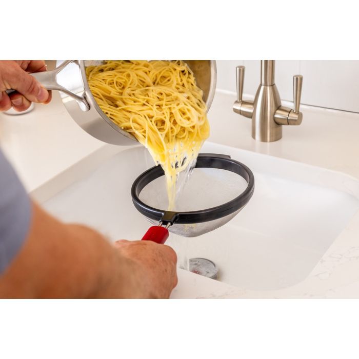 Сито KitchenAid Classic 18 см червоний (KHA161OHEREG) зображення 4