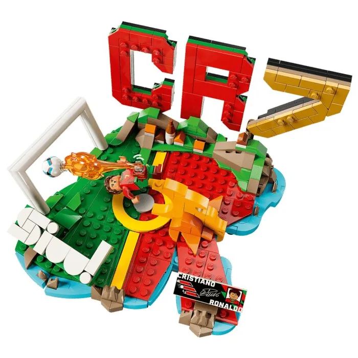 Конструктор LEGO Editions Football Криштиану Роналду — лучшие моменты футбольных матчей (43012) изображение 3
