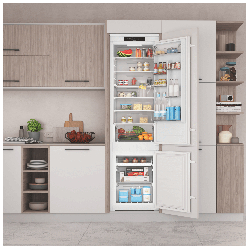 Холодильник Indesit INC20T321EU зображення 4