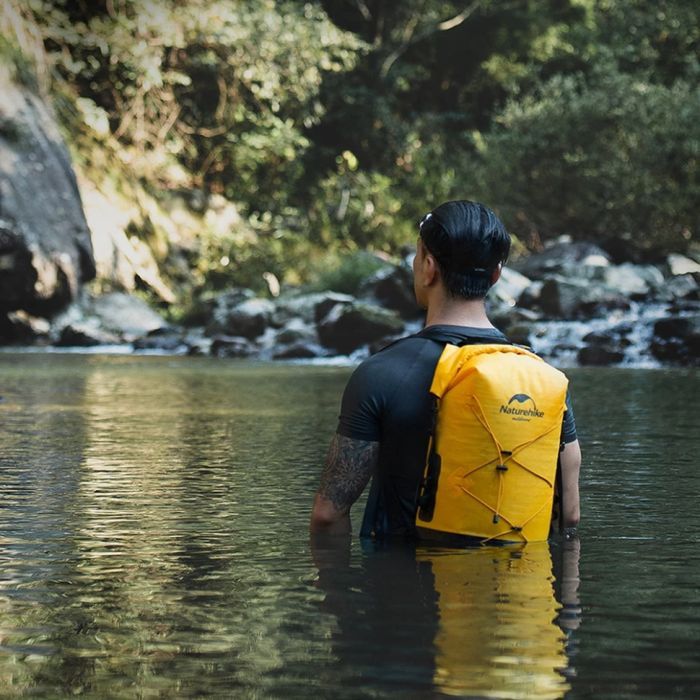 Рюкзак туристичний Naturehike водонепроникний NH21FSB04, 40л, жовтий (6927595788257) зображення 5