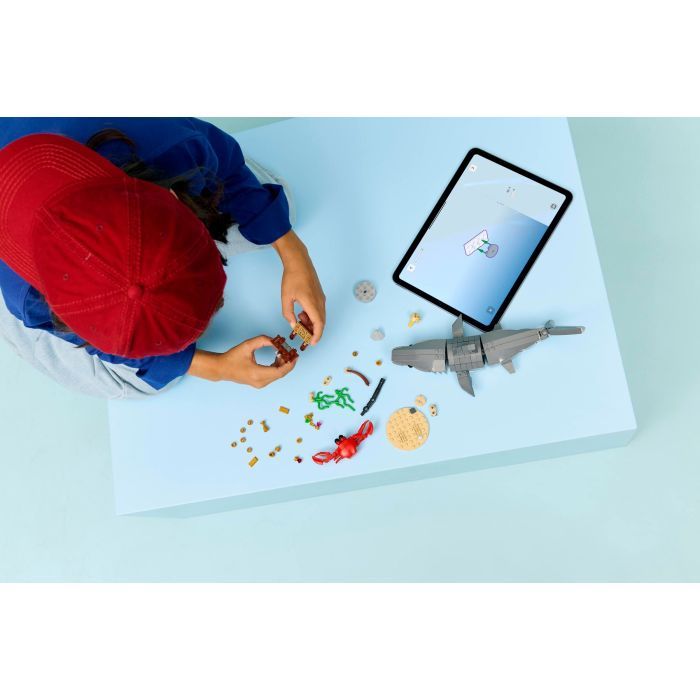 Конструктор LEGO Creator Лютая акула со сундуком сокровищ (31381) изображение 11