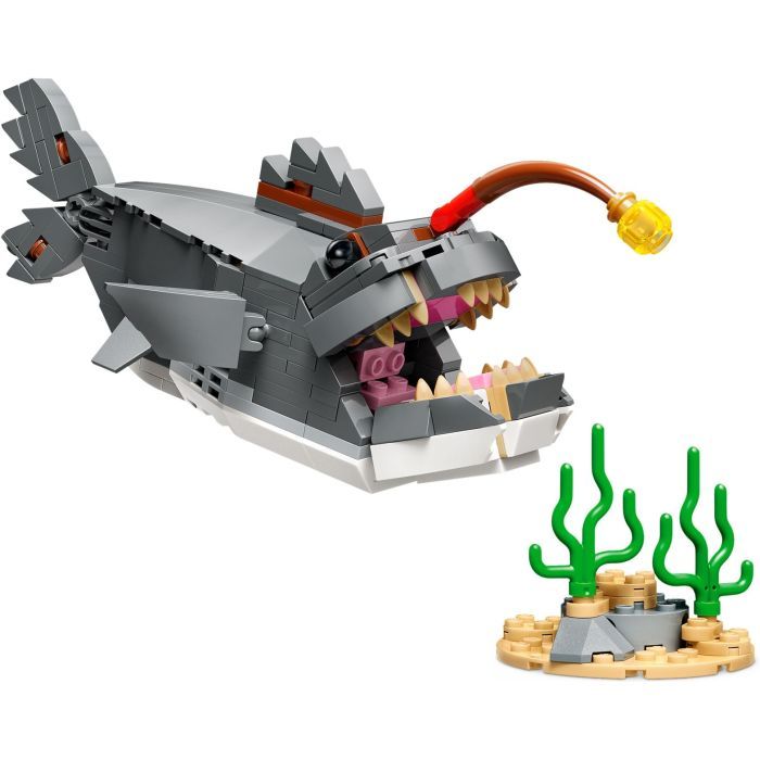 Конструктор LEGO Creator Лютая акула со сундуком сокровищ (31381) изображение 9