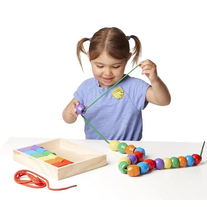 Розвиваюча іграшка Melissa&Doug Початкова шнурівка (MD10544) зображення 3