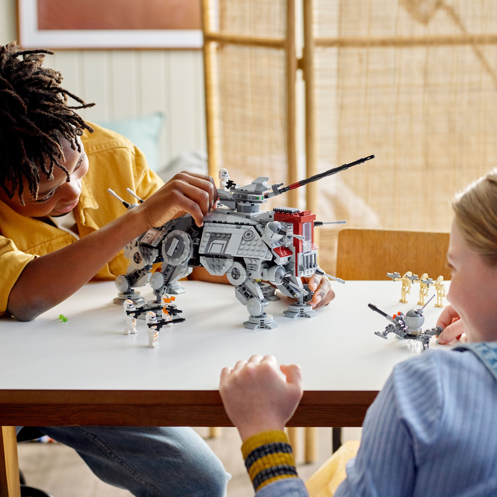 Конструктор LEGO Star Wars Крокоход AT-TE 1082 деталей (75337) изображение 3