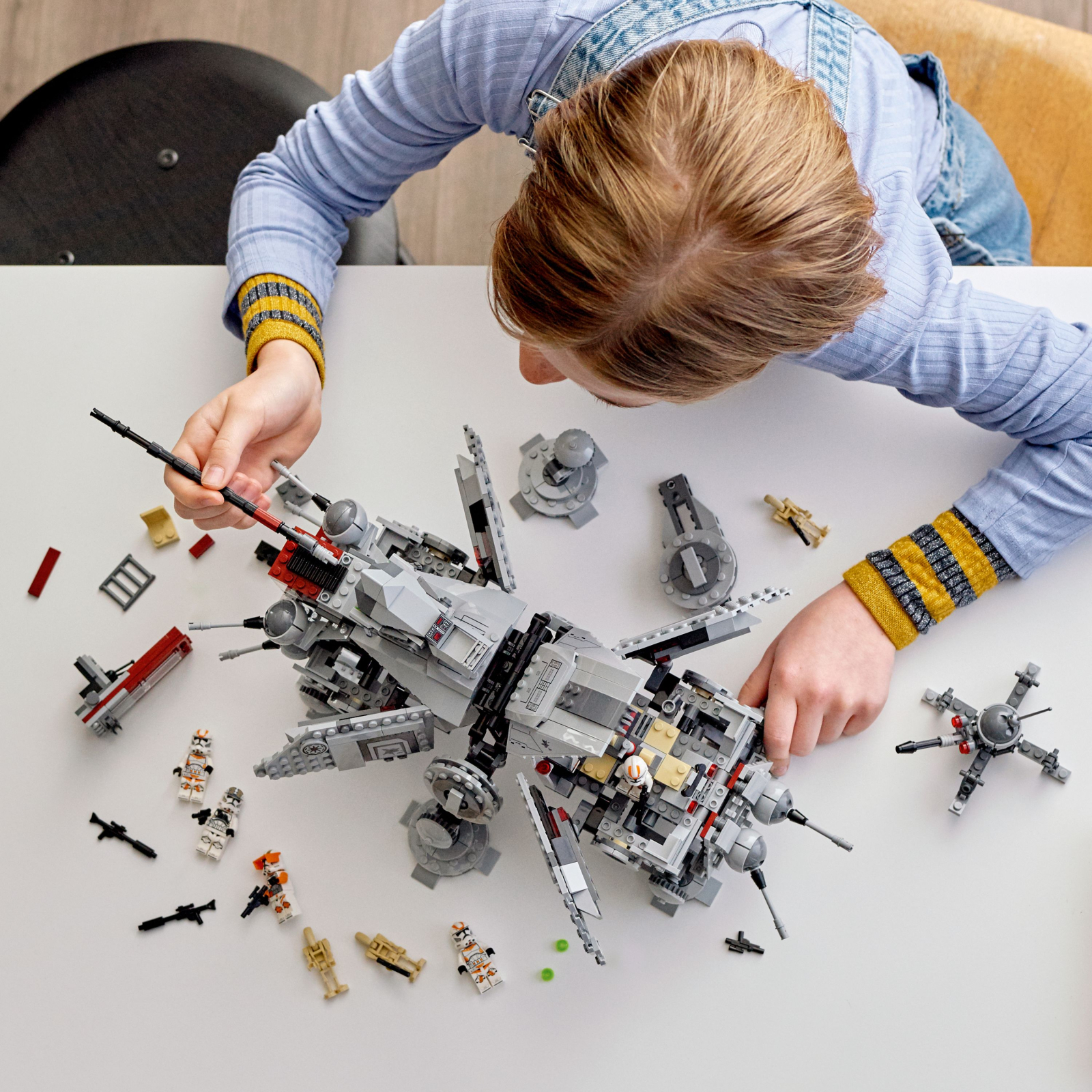 Конструктор LEGO Star Wars Крокоход AT-TE 1082 деталей (75337) изображение 4