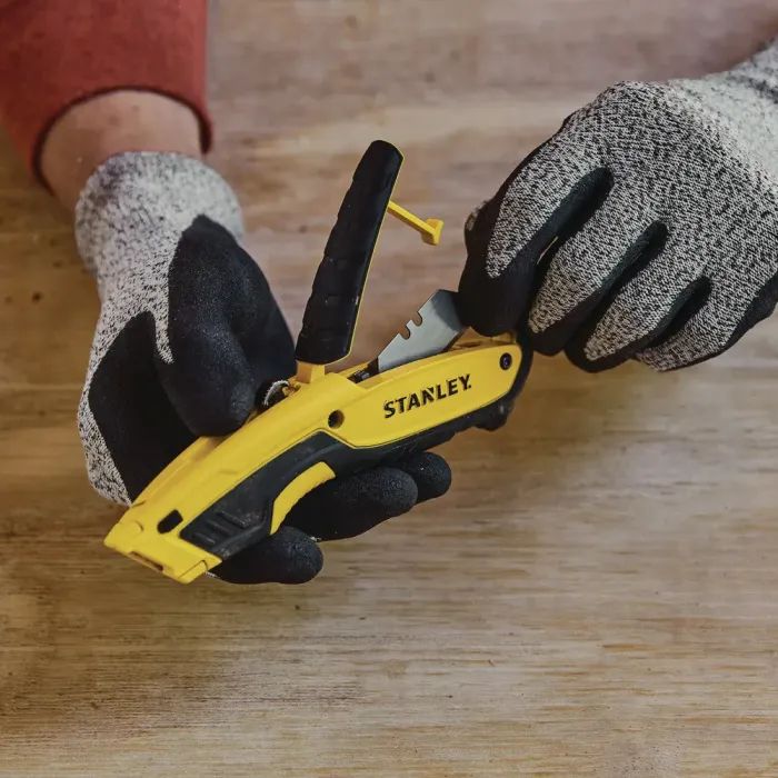 Нож монтажный Stanley PREMIUM с выдвижным лезвием , L=170 мм (STHT10479-0) изображение 5