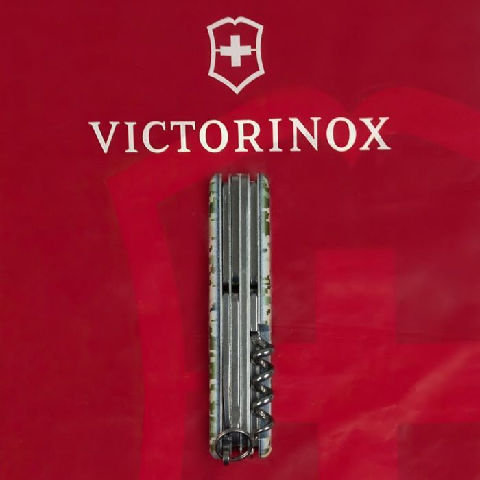 Нож Victorinox Huntsman Army 91 мм Піксель (1.3713.3_W3940p) изображение 8