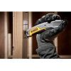 Нож монтажный DeWALT с выдвижным лезвием для отделочных работ 150 мм (DWHT10054-0) изображение 3