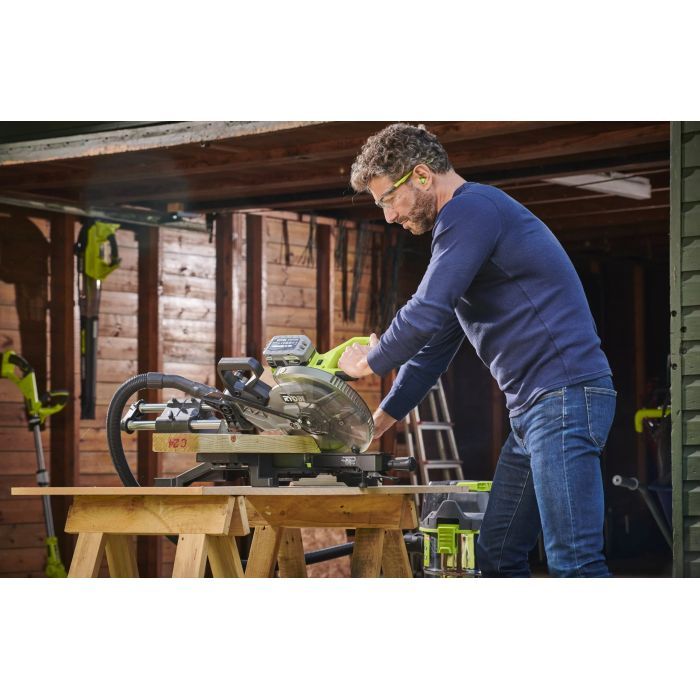 Торцювальна пила Ryobi ONE+ НР RMS18254X-0 18В з протяжкою, диск 254мм, (без АКБ та ЗП) (5133005736) зображення 3
