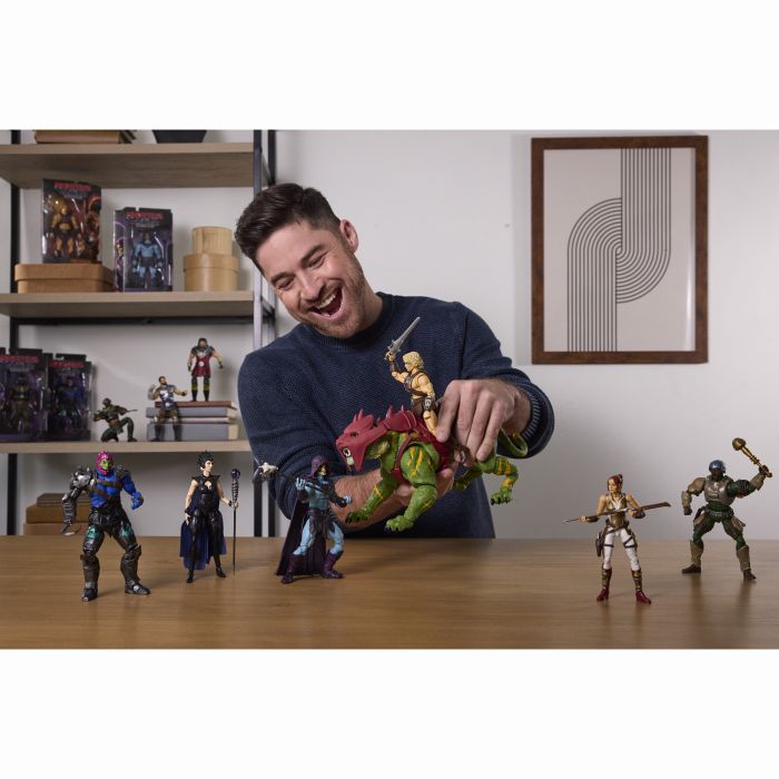 Фигурка Masters Of The Universe Хроники Первых Оружееммастер (JKJ25) изображение 7