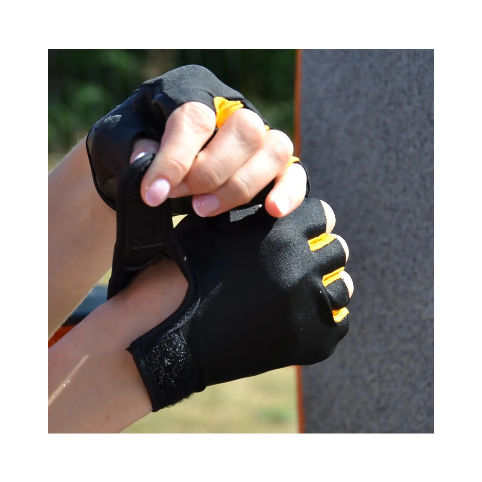 Перчатки для фитнеса MadMax MFG-251 Rainbow Orange S (MFG-251-ORG_S) изображение 10