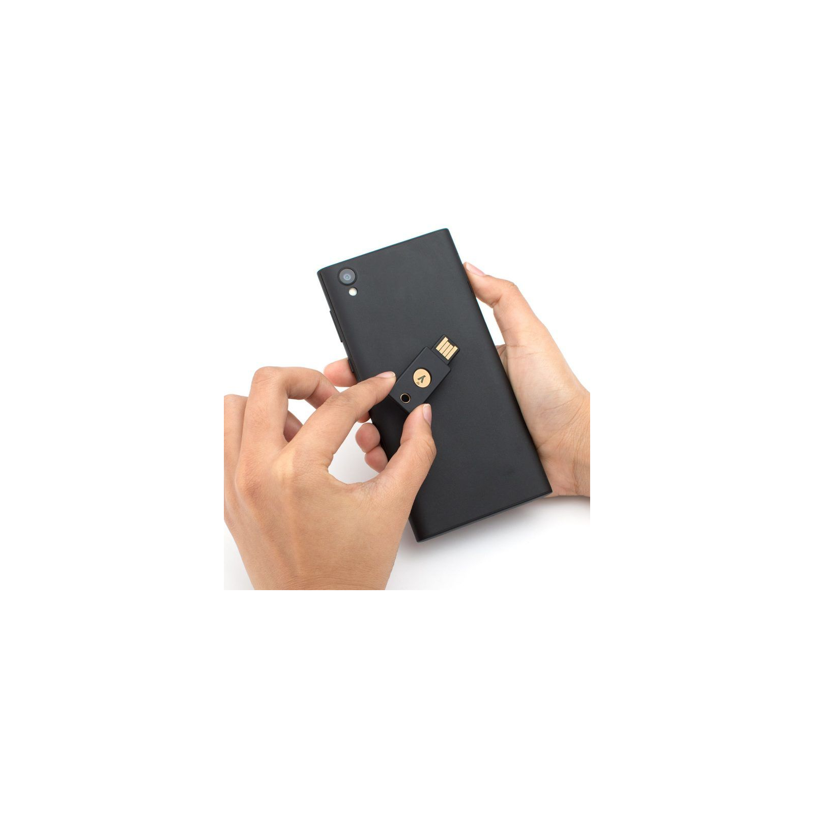 Аппаратный ключ безопасности Yubico YubiKey 5 NFC (YubiKey_5_NFC) изображение 4