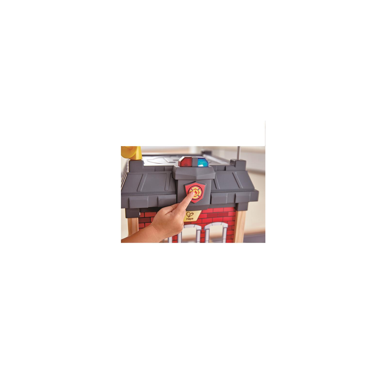 Ігровий набір Hape дерев'яний Пожежна частина (E3023) зображення 3