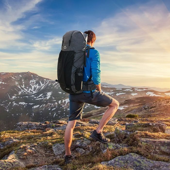 Рюкзак туристичний Naturehike Rock NH19BP095 60+5 л графіт в клітинку (6927595761649) зображення 8