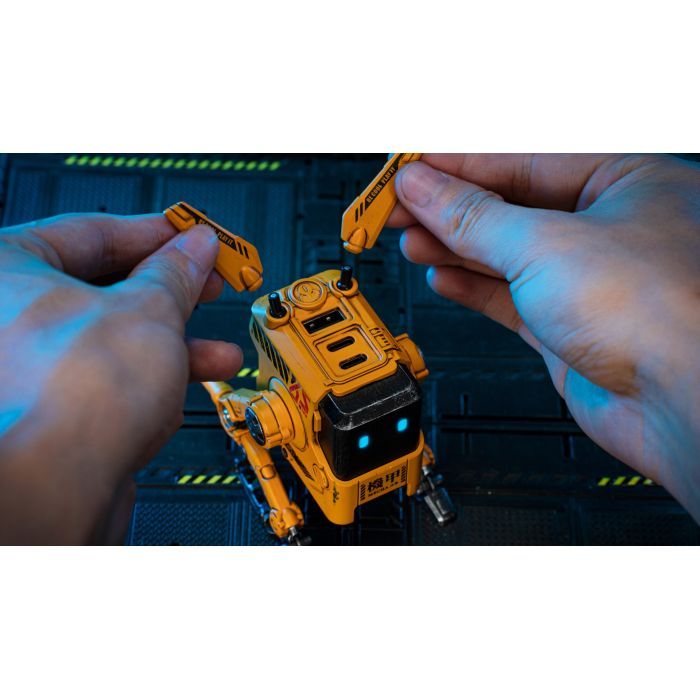 Зарядний пристрій GravaStar Alpha65 65Вт 2XUSB-C/USB-A War-Damaged Yellow (GRAVASTARA65_YLW_EUK) зображення 11