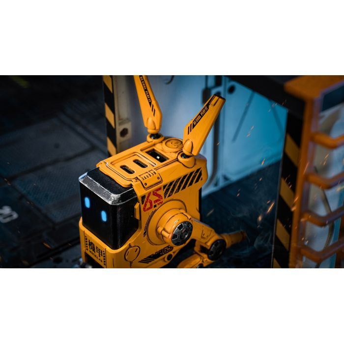 Зарядний пристрій GravaStar Alpha65 65Вт 2XUSB-C/USB-A War-Damaged Yellow (GRAVASTARA65_YLW_EUK) зображення 3