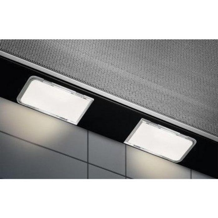 Вытяжка кухонная Electrolux LFP326FB изображение 3