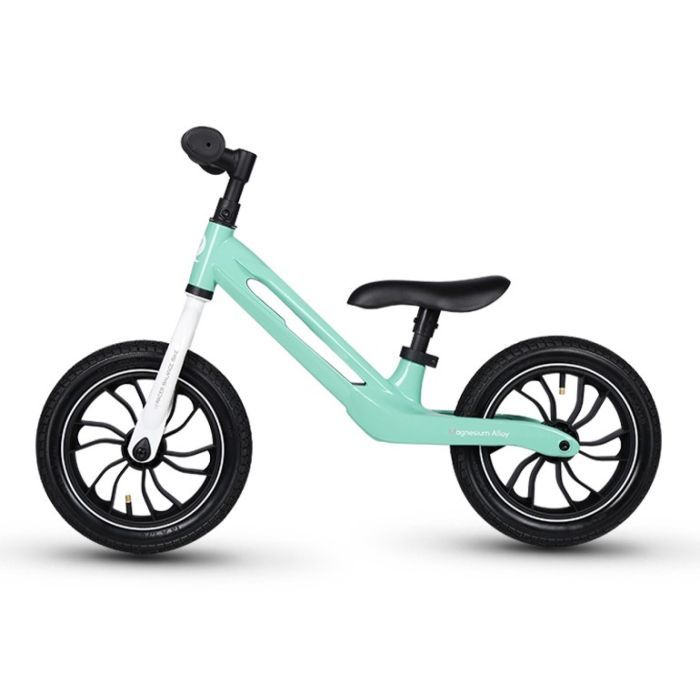Беговел QPlay Racer із надувними колесами Mint (B-300-3RacerMint)