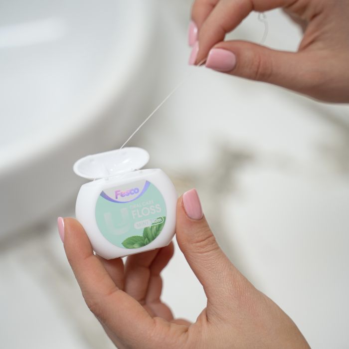 Зубная нить Fesco Ultra Oral Care Floss Mint 40 м (4820204702427) изображение 2