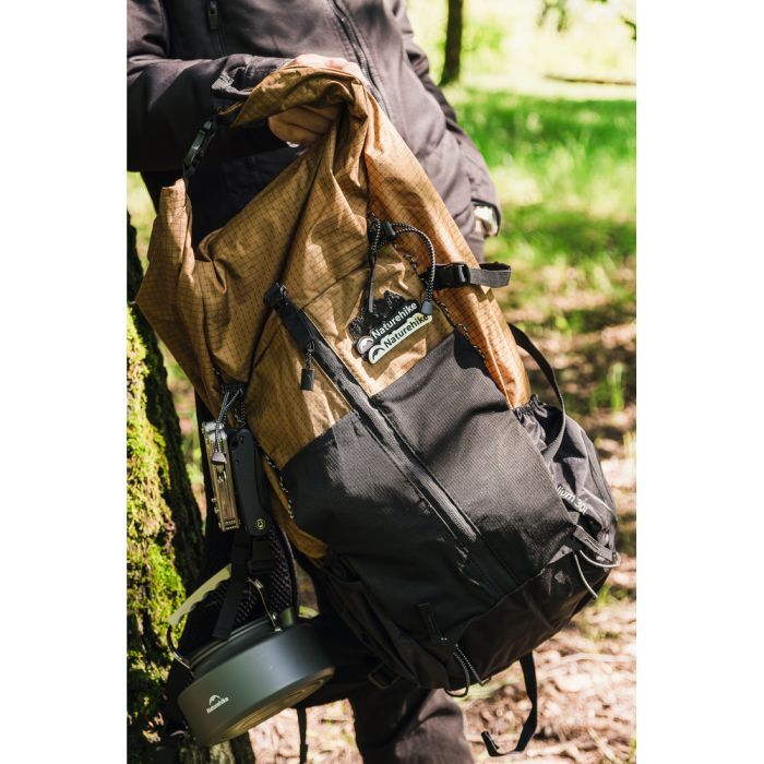 Рюкзак туристический Naturehike CNK2300016, 30+5 л, коричневий (6976507661133) изображение 8