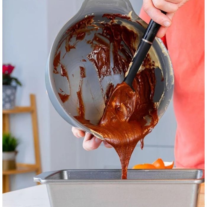 Лопатка кухонная KitchenAid Classic для тіста 30 см чорний (KHH030OHOBE) изображение 5