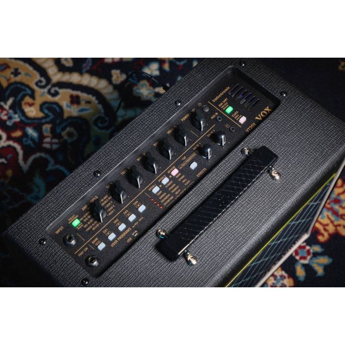 Комбоусилитель VOX VT20X Classic Blue (302542) изображение 7