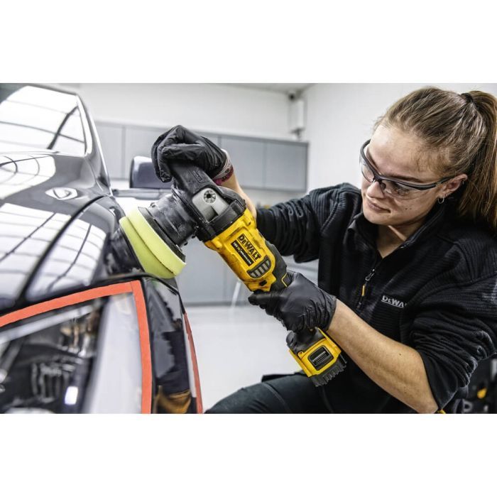 Шліфувальна машина DeWALT полірувальна 18В XR Li-Ion, 2x5Ah, кейс TSTAK (DCM848P2) зображення 5
