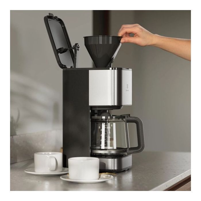 Капельная кофеварка Electrolux E3CM1-3ST изображение 6