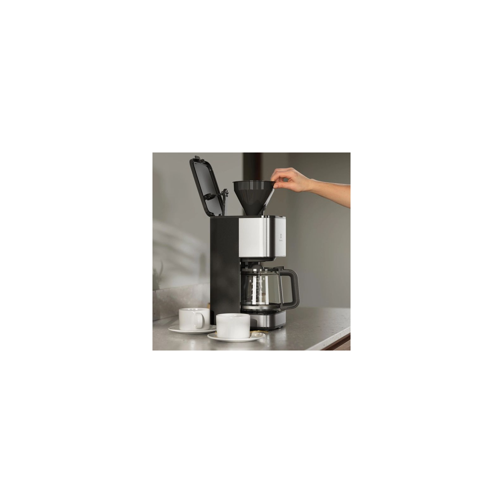 Капельная кофеварка Electrolux E3CM1-3ST изображение 6