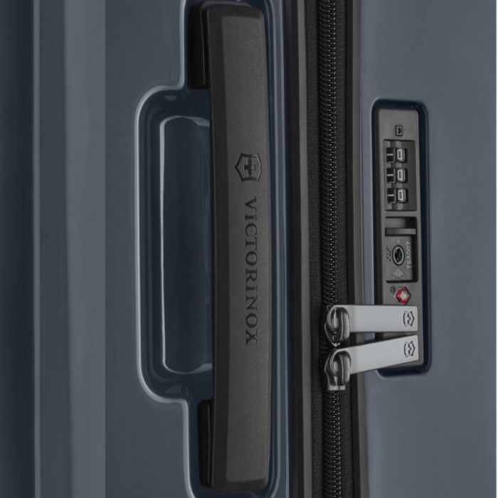 Чемодан Victorinox Travel Airox Dark Blue L (Vt610927) изображение 4